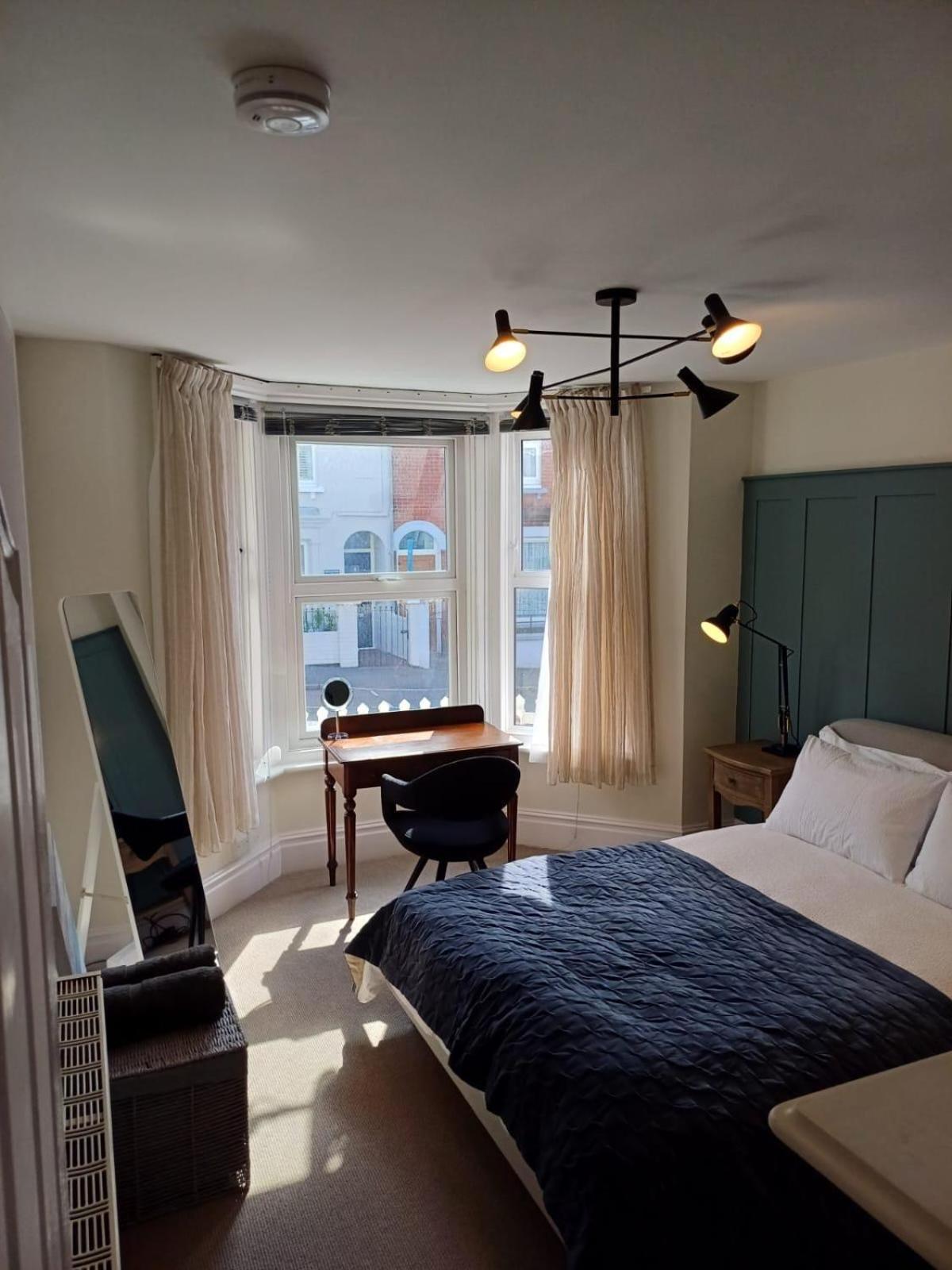 Stylish 1 Bedroom Flat In Heart Of Cowes Cowes  Kültér fotó