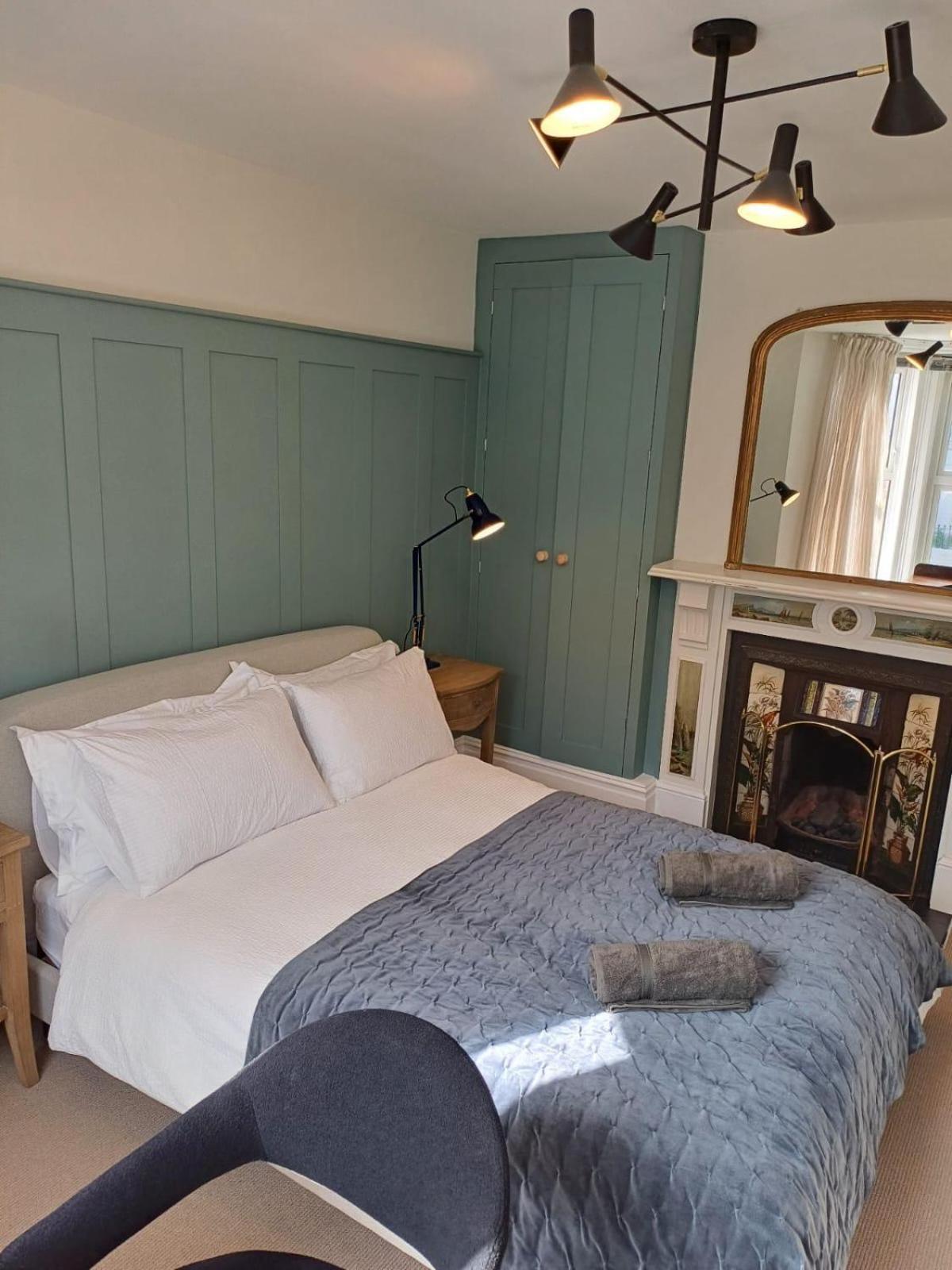 Stylish 1 Bedroom Flat In Heart Of Cowes Cowes  Kültér fotó